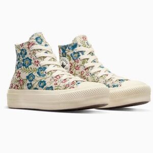 Chuck Taylor All star lift high top platform sneaker